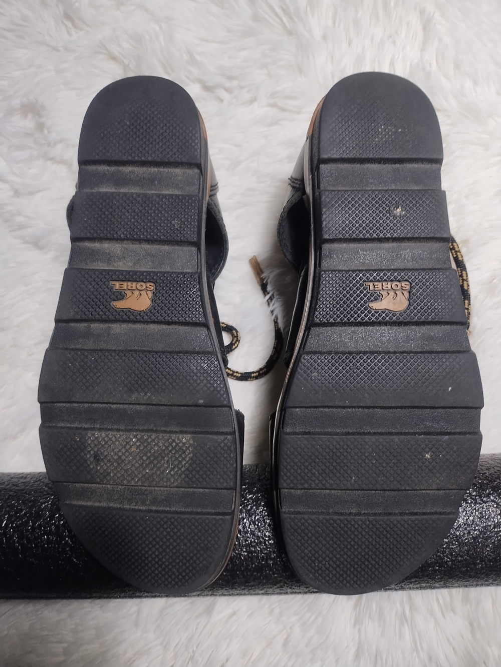 Sorel Torpeda Women's Black Leather Lace-Up Sandal-Sz 9 - Picture 6 of 7